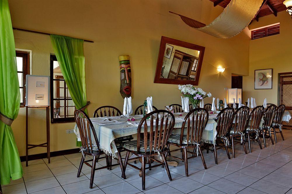 Villa Capri Cap Estate Esterno foto